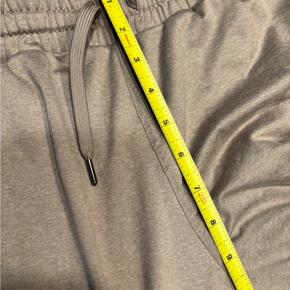 Quince - Flowknit Mid-Rise Joggers - Heather Morel Grey - Size Medium - Picture 9 of 10